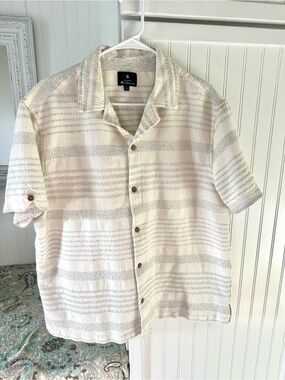 Ben Sherman (UK) Cream and Light Gray Striped Short-Sleeve Button-Up